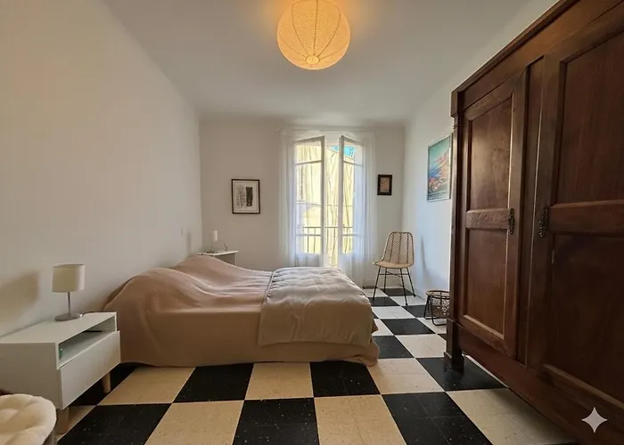 Maison De Village Proche De La Villa